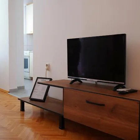 Lina's -modern & Cozy * Skopje