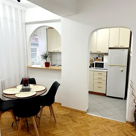 Lägenhet Lina's -modern & Cozy Skopje